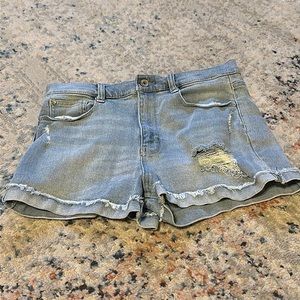Wallflower High Rise Jeans Size 11